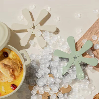 4Pcs Silicone Mat Dishes Insulation Pad Tree Shape Trivet Set Coaster for Teapot Hot Pots Halloween Placemats Table Gift Kitchen Gadgets